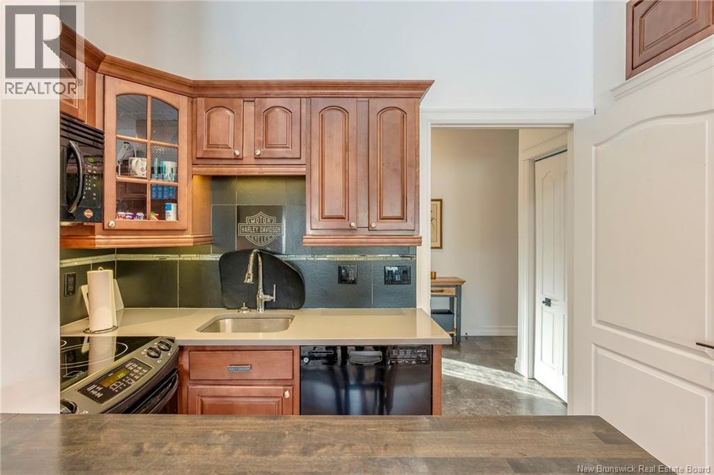 355 Cornwall Road - 34