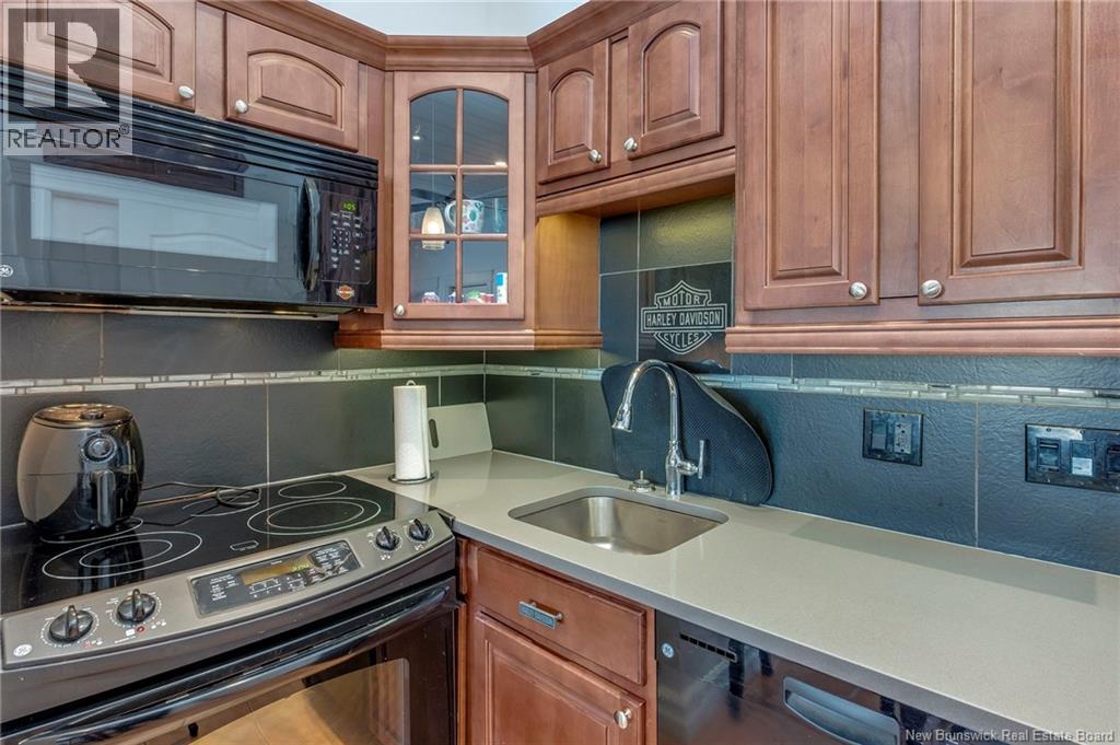 355 Cornwall Road - 35