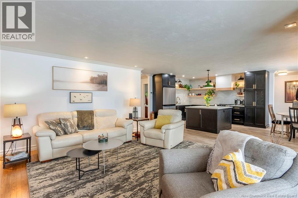 355 Cornwall Road - 8