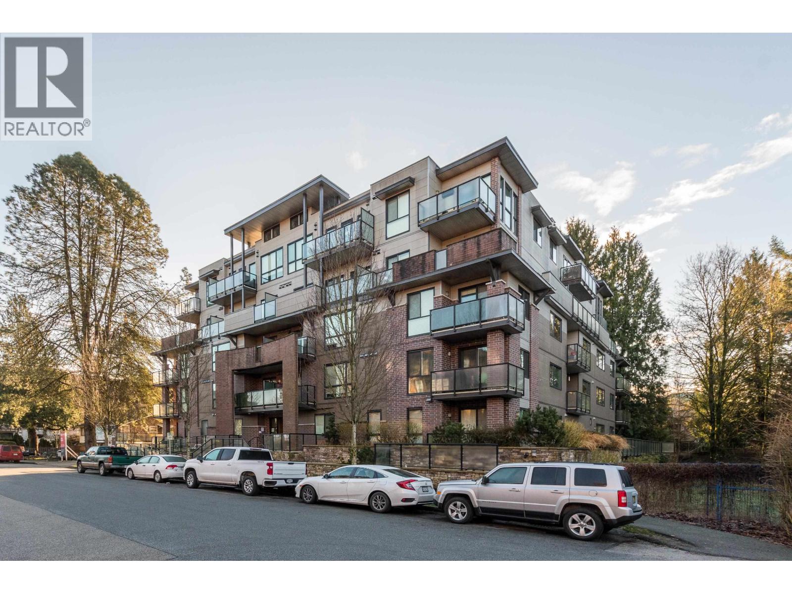 201 2214 KELLY AVENUE, Port Coquitlam