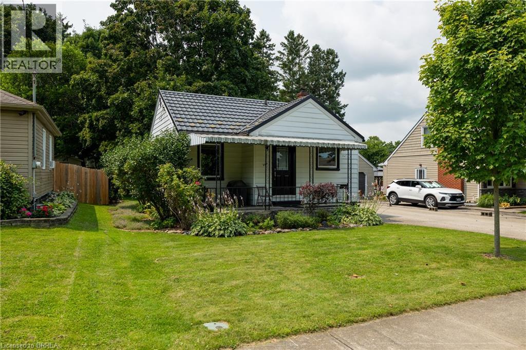 260 ROBINSON Street - 2