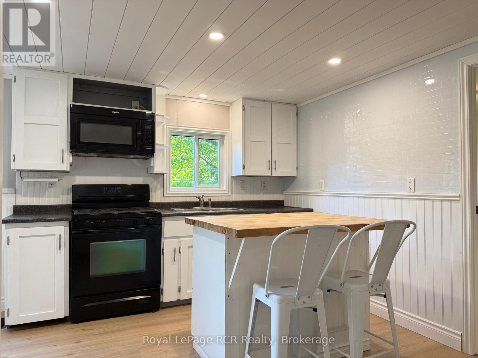 776 GOULD STREET - 10
