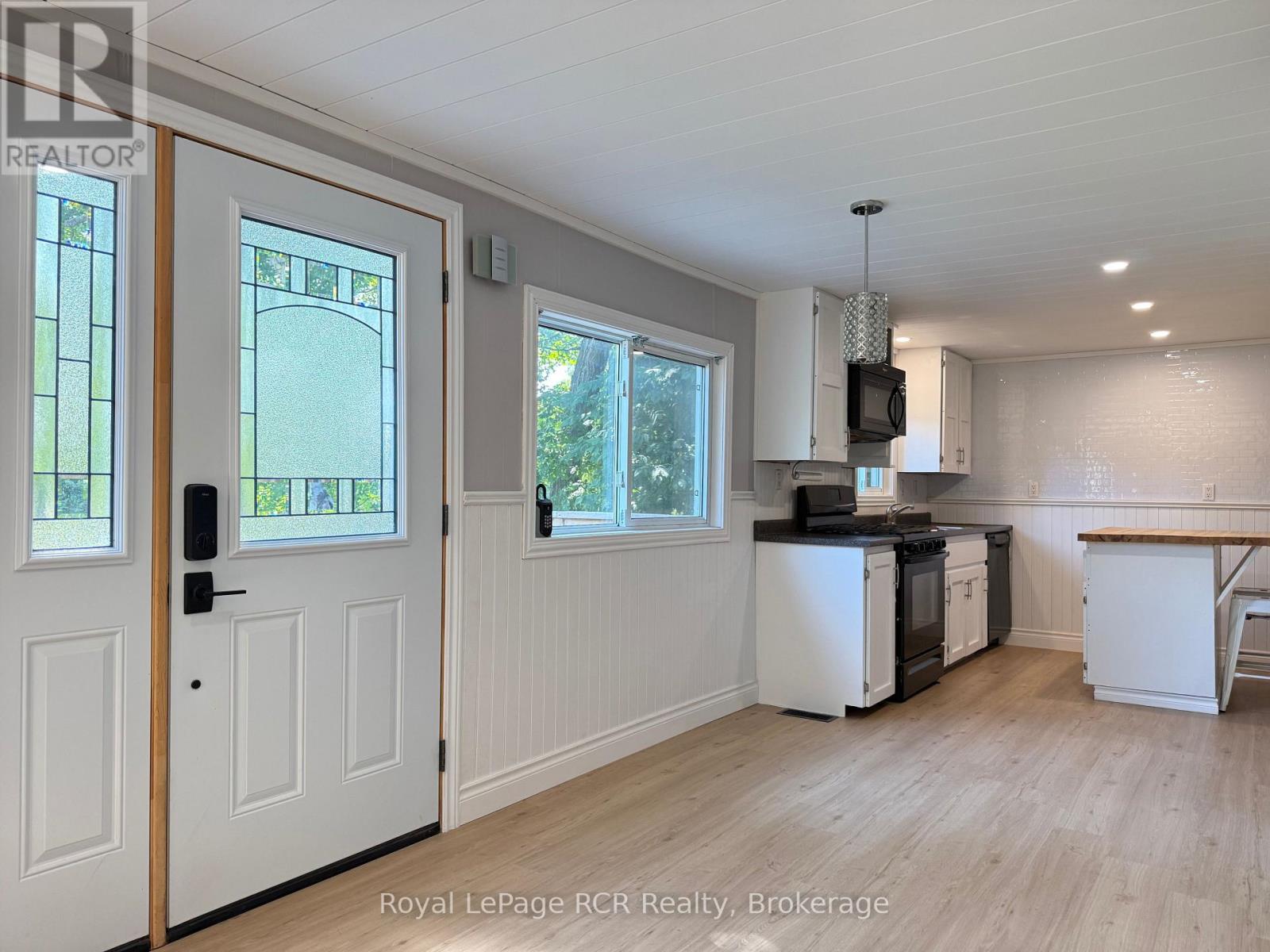 776 GOULD STREET - 8