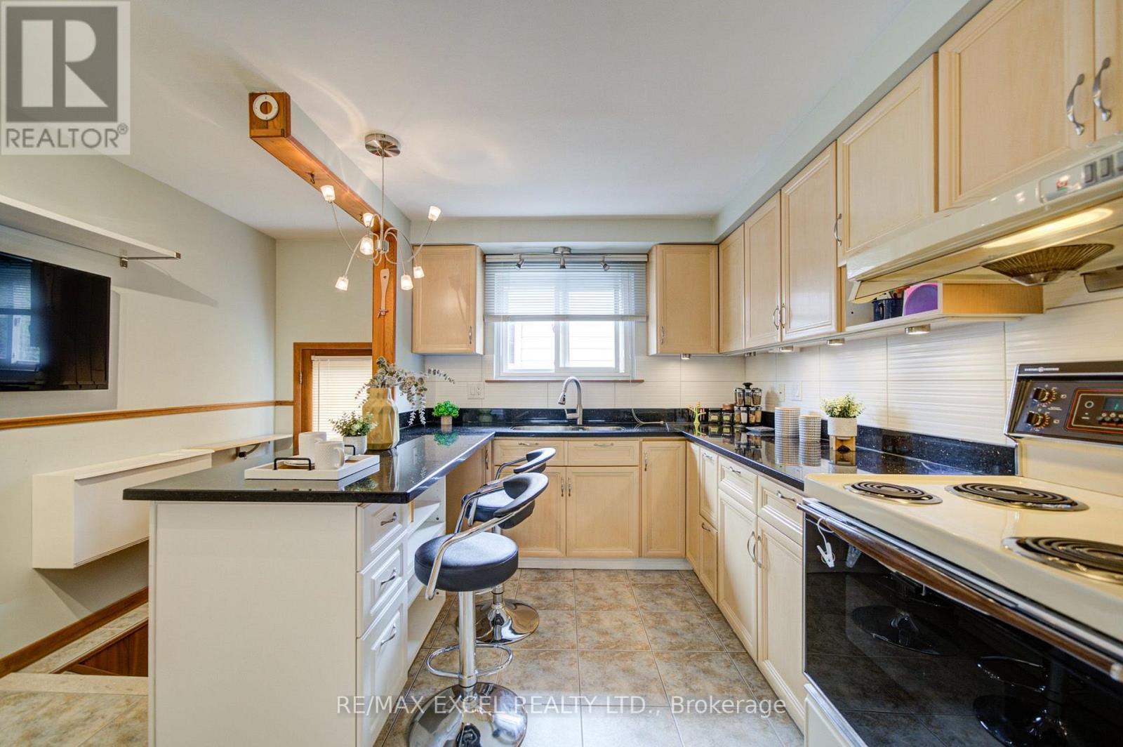 81 AMANDA DRIVE - Image 15