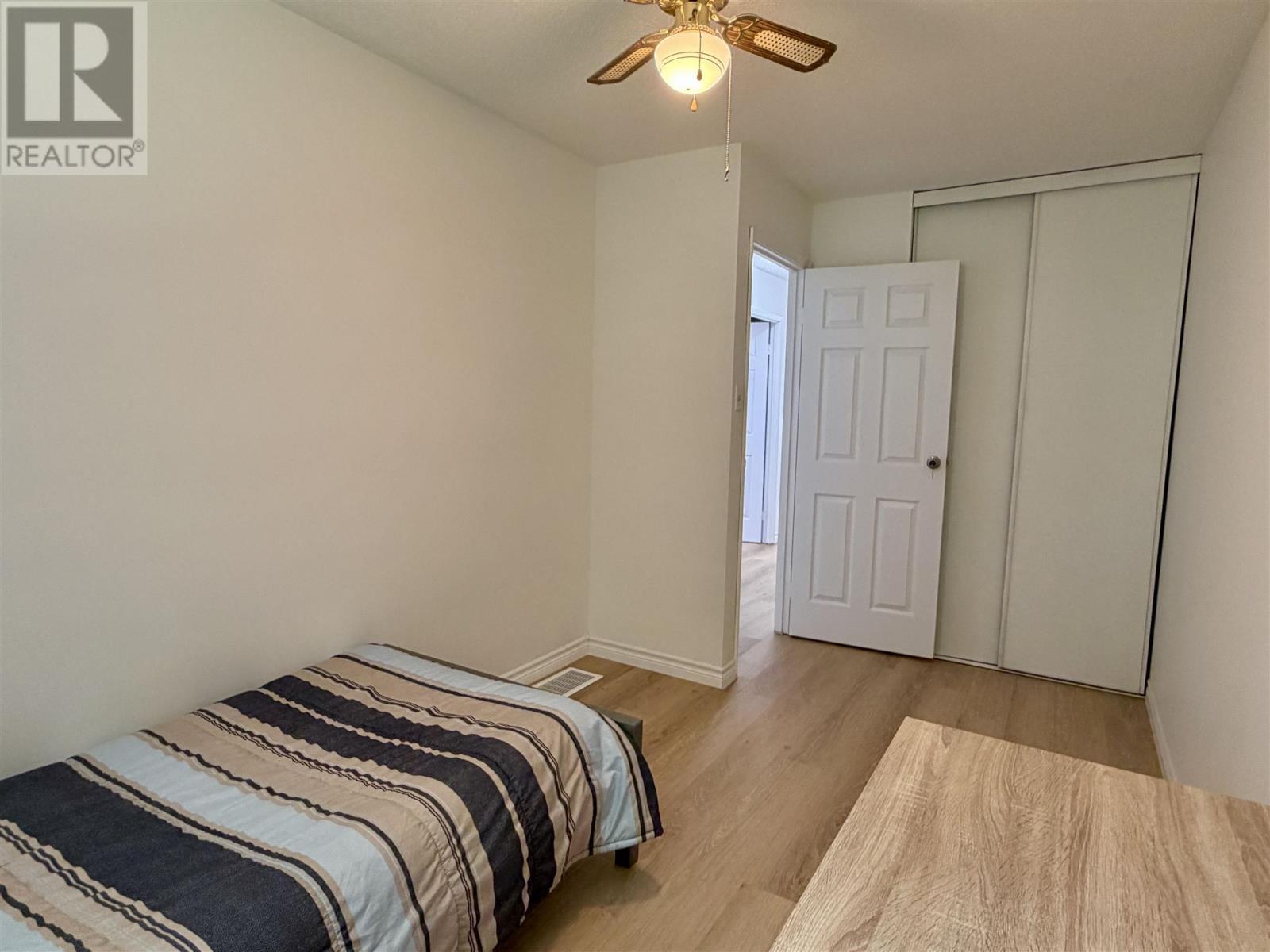 136 Frobel DR - 14
