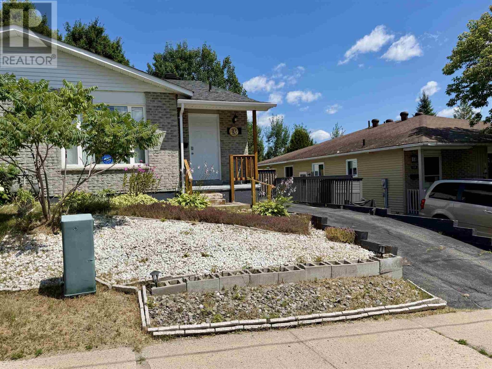 136 Frobel DR - 38