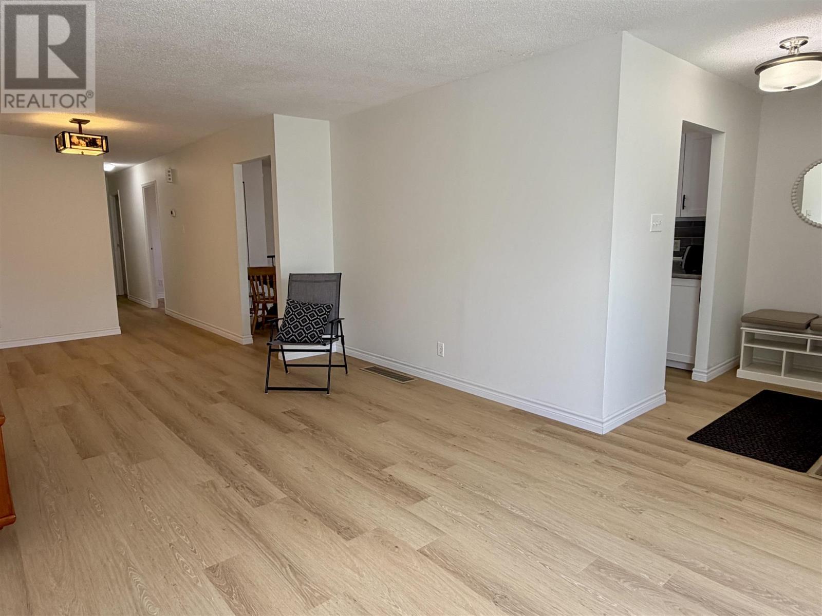 136 Frobel DR - Image 7