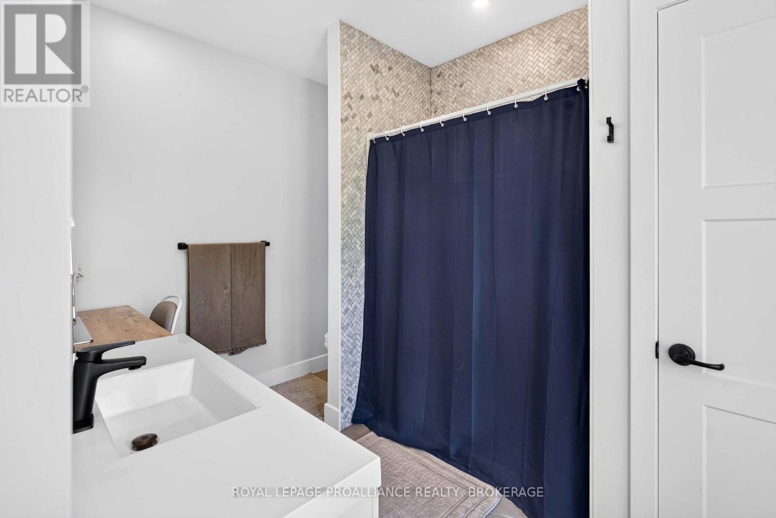 499 BUSH ROAD - 16