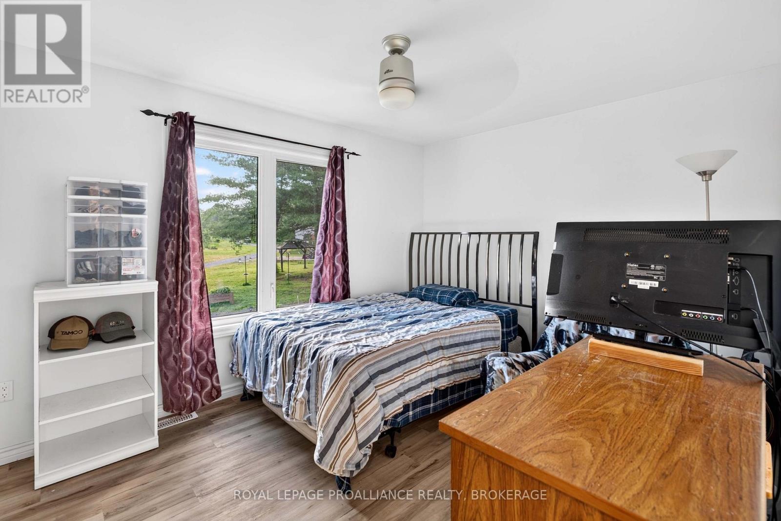 499 BUSH ROAD - 41