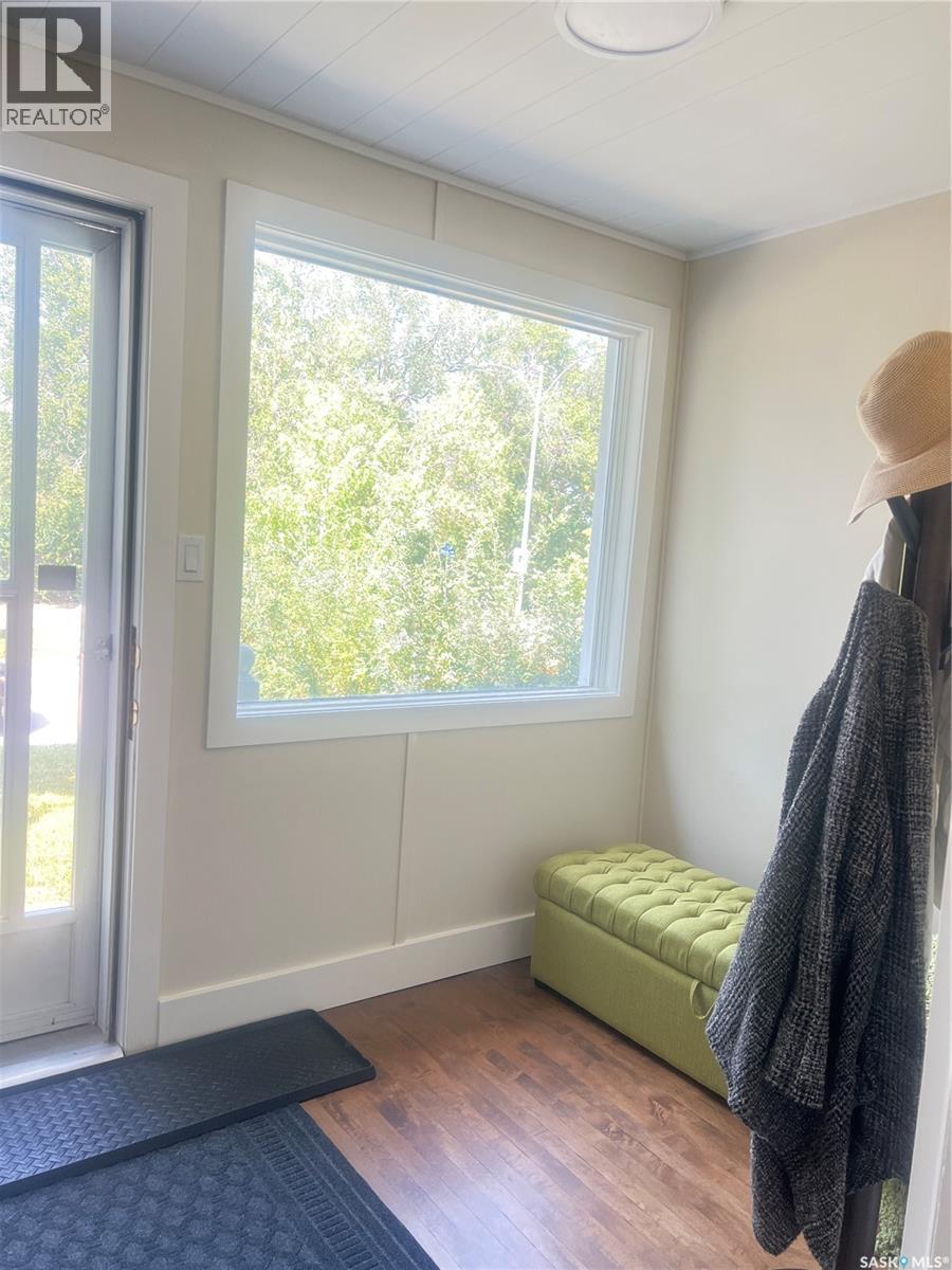 3811 Victoria AVENUE, Regina — photo 2