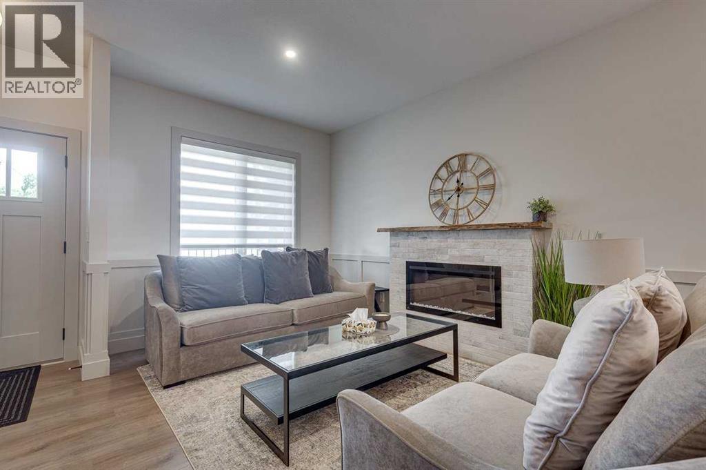 5324 49 Avenue, Lacombe