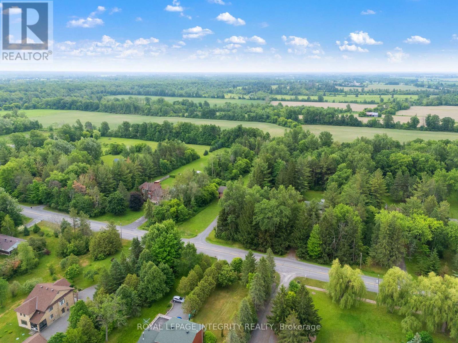 3 Bed, 2 Bath House for Sale in Ottawa – 1702 CENTURY ROAD, Ottawa – MLS# X13618080 - Image 39