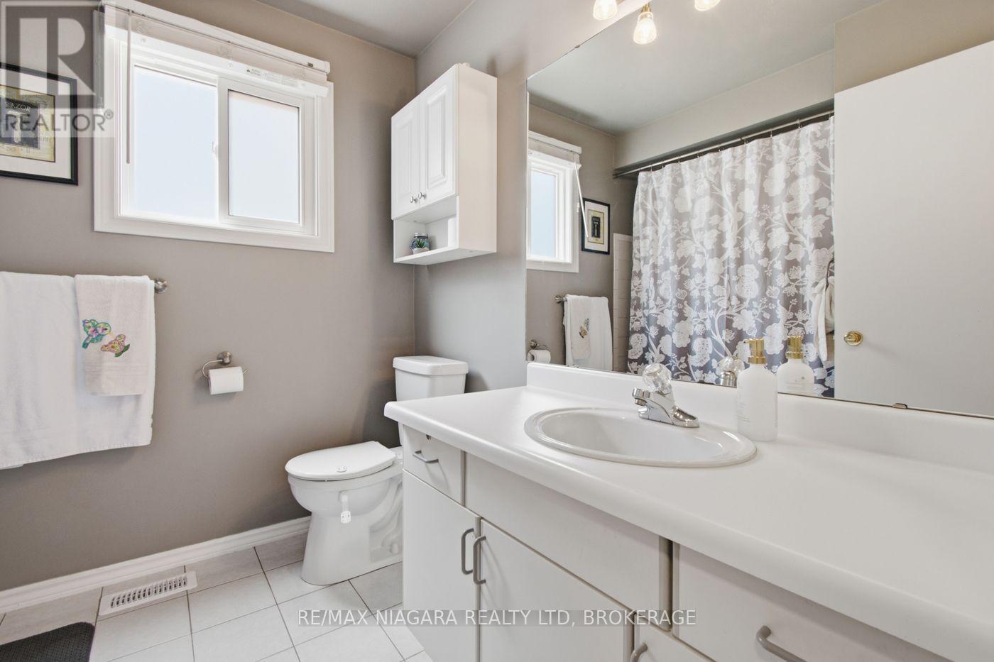 36 HEMLOCK STREET - Image 10