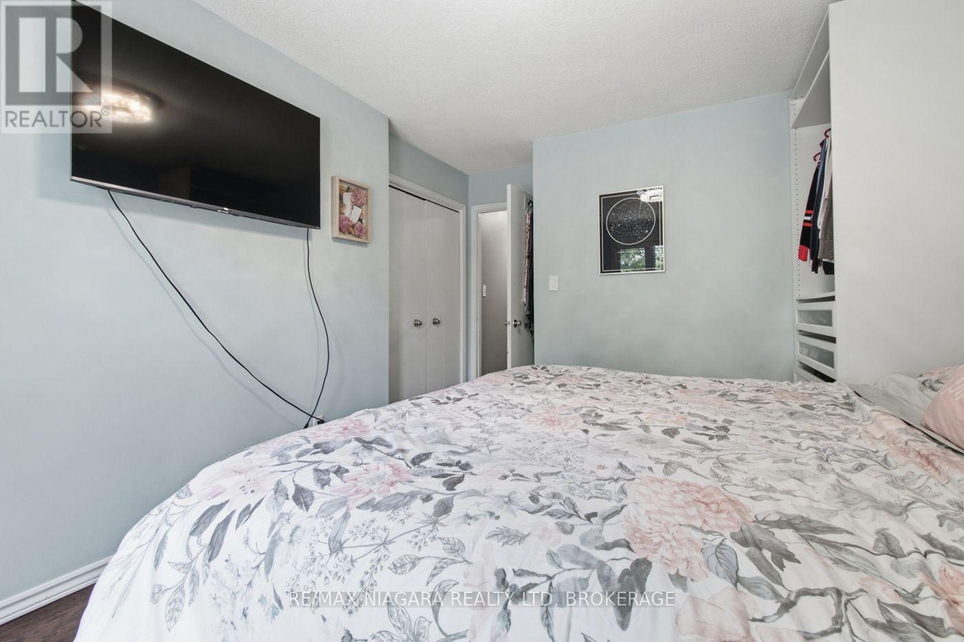 36 HEMLOCK STREET - Image 12