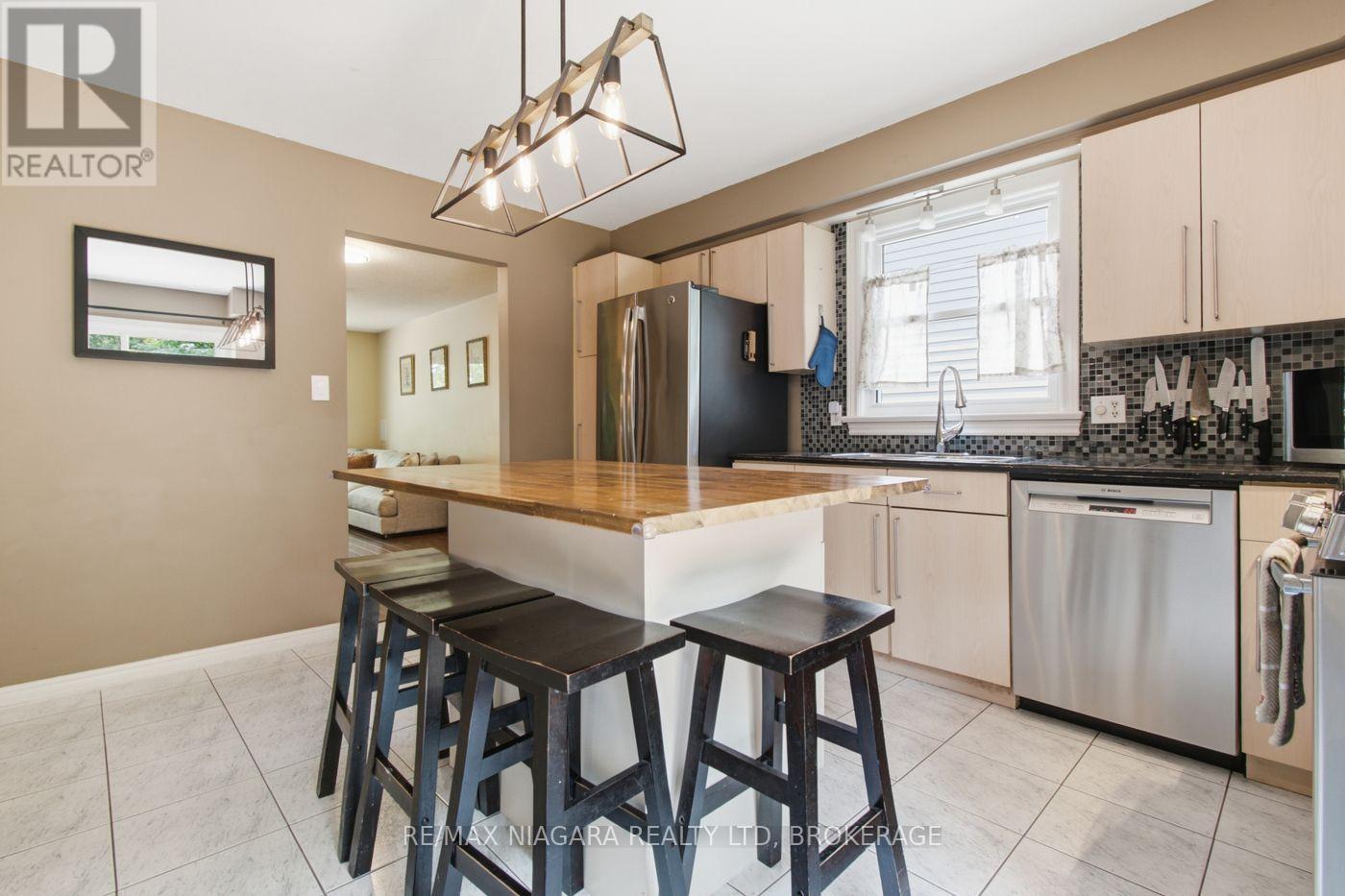 36 HEMLOCK STREET - Image 21