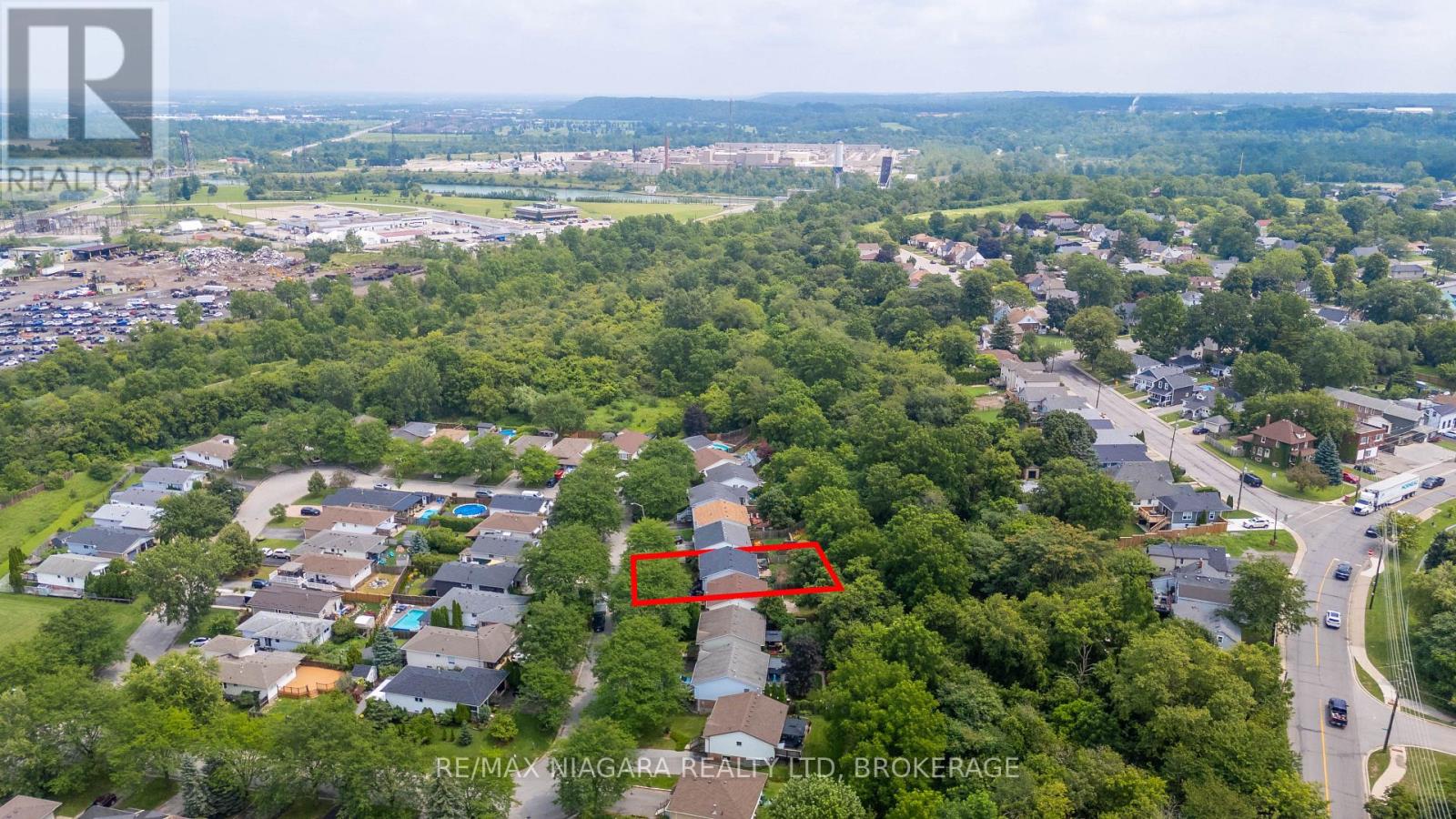 36 HEMLOCK STREET - Image 40