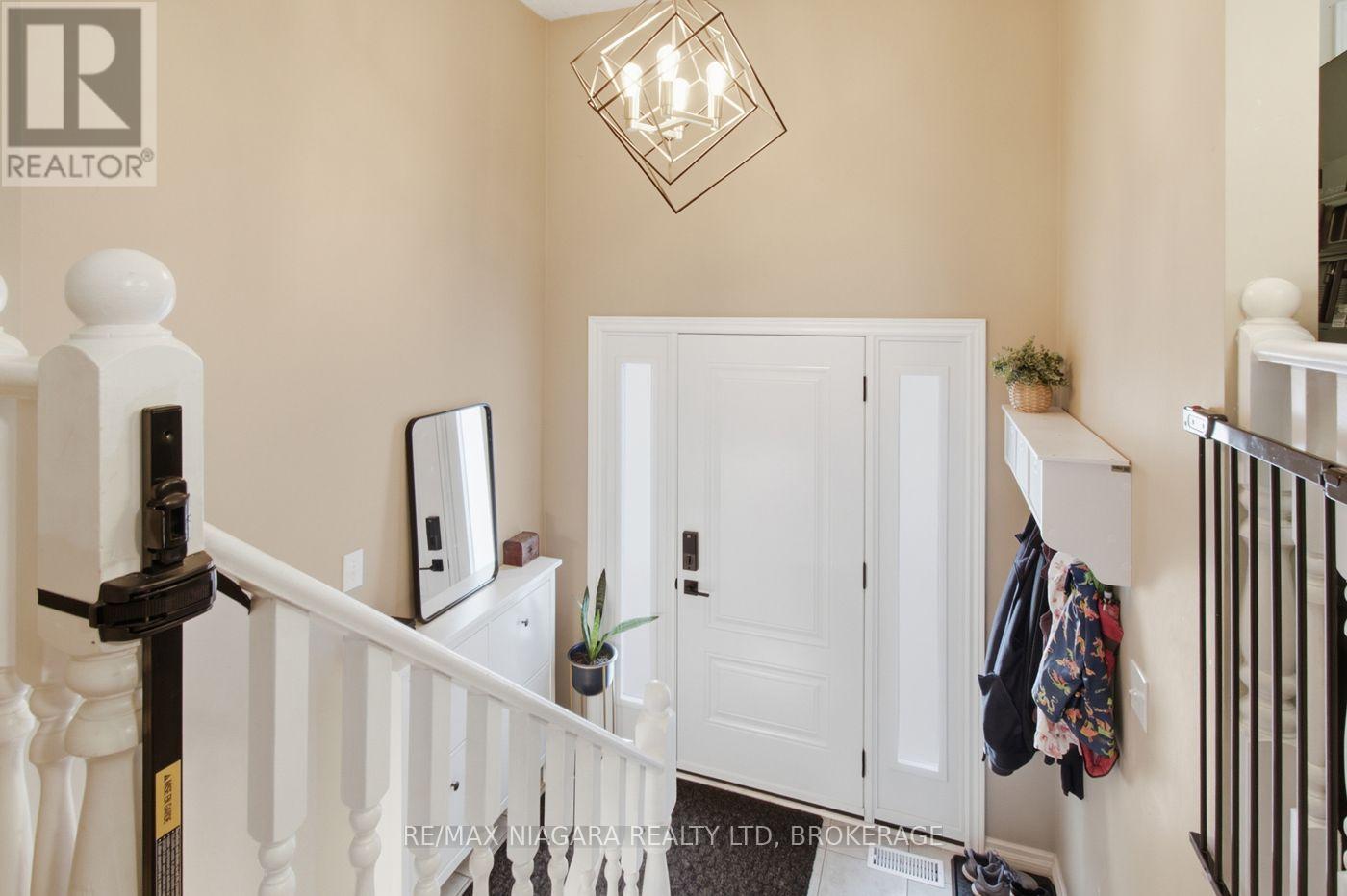 36 HEMLOCK STREET - Image 9