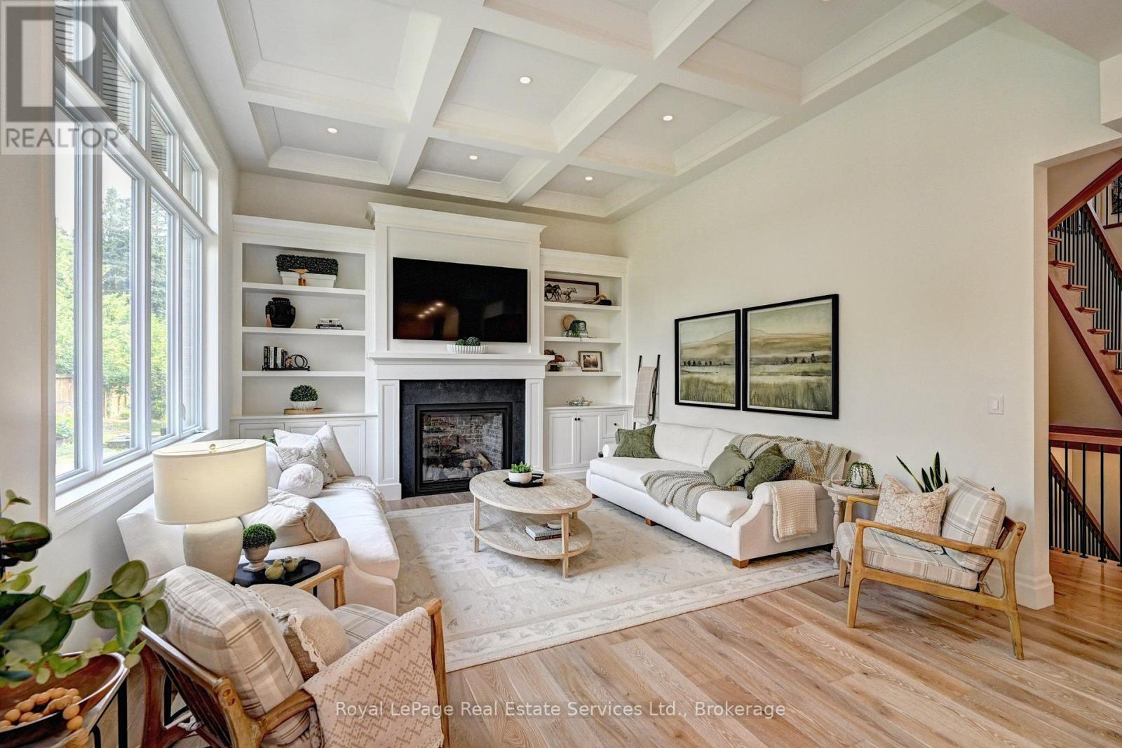 #8 450 BRIDGEPORT ROAD - Image 12