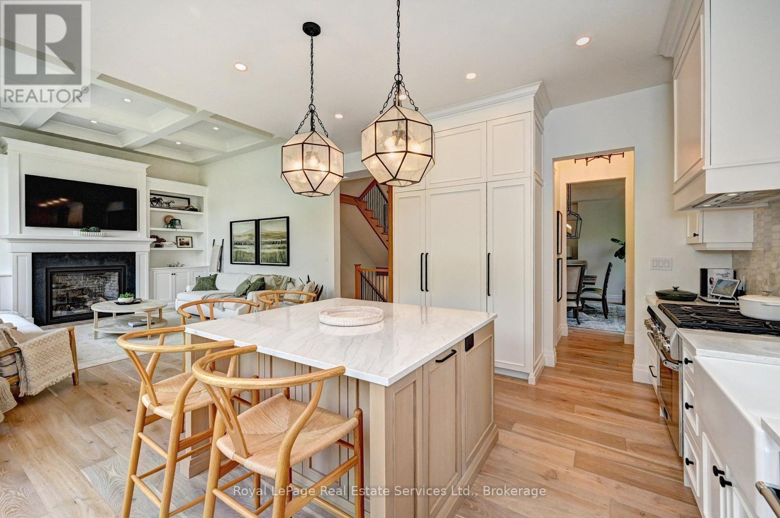 #8 450 BRIDGEPORT ROAD - Image 18