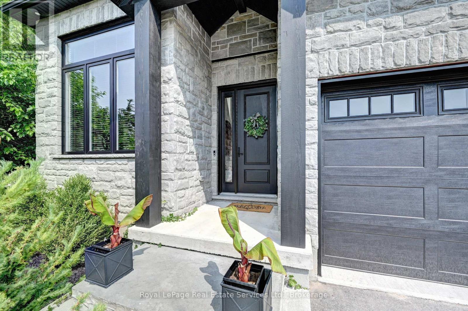 #8 450 BRIDGEPORT ROAD - Image 4