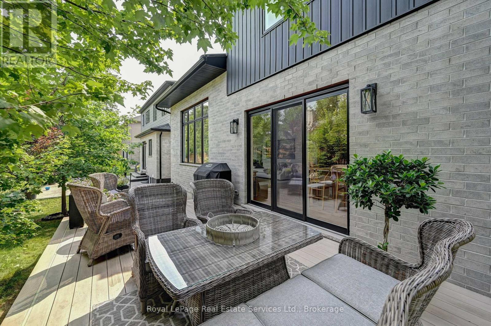 #8 450 BRIDGEPORT ROAD - Image 42