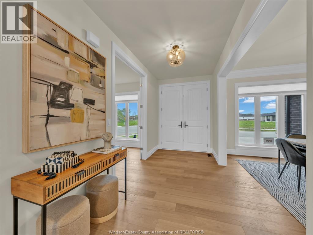 569 HOLBURN - 10