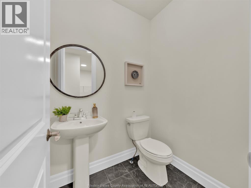 569 HOLBURN - 28