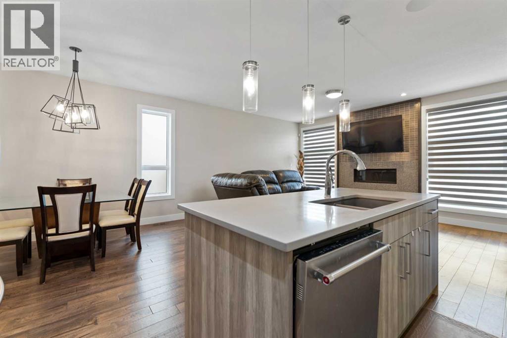 2807 36 Street SW - 13