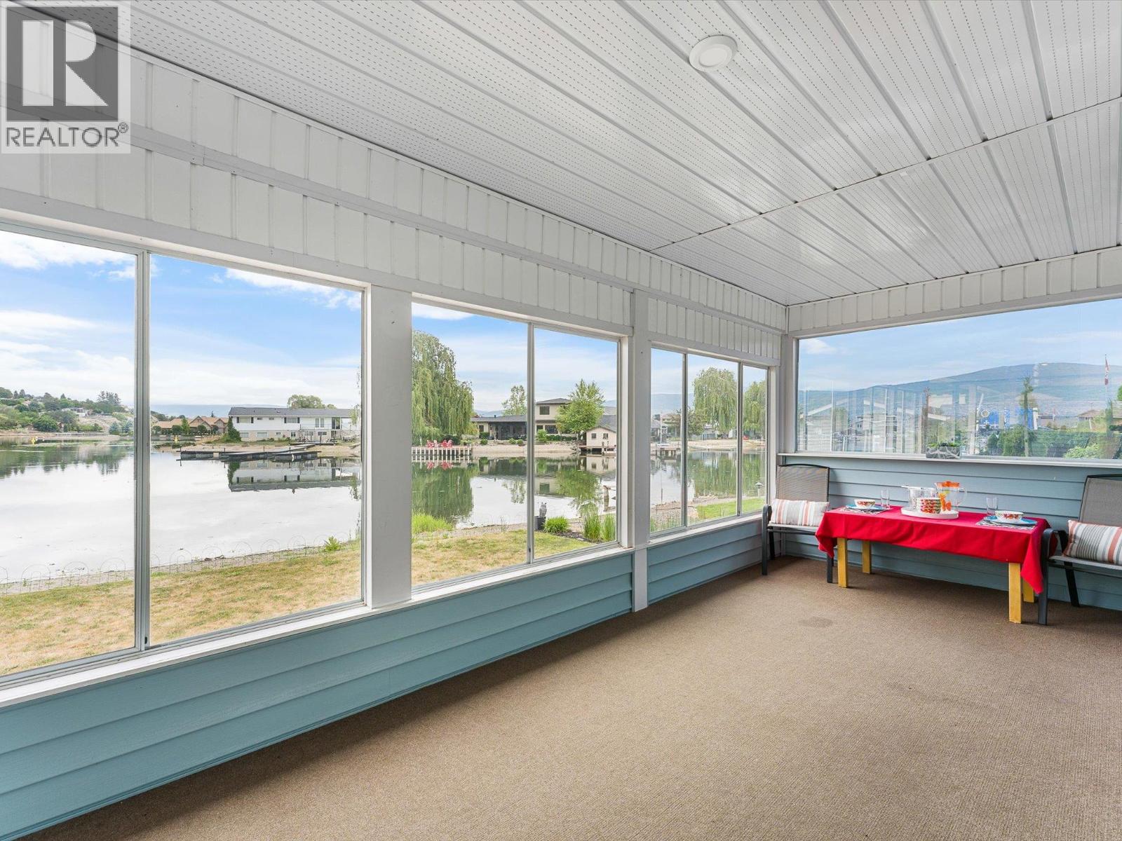 1428 Green Bay Road, West Kelowna