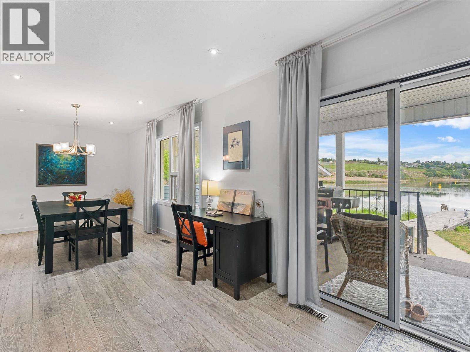  1428 Green Bay Road, West Kelowna