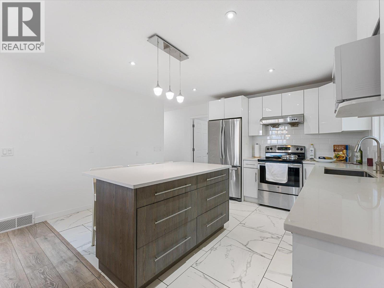 1428 Green Bay Road - 35