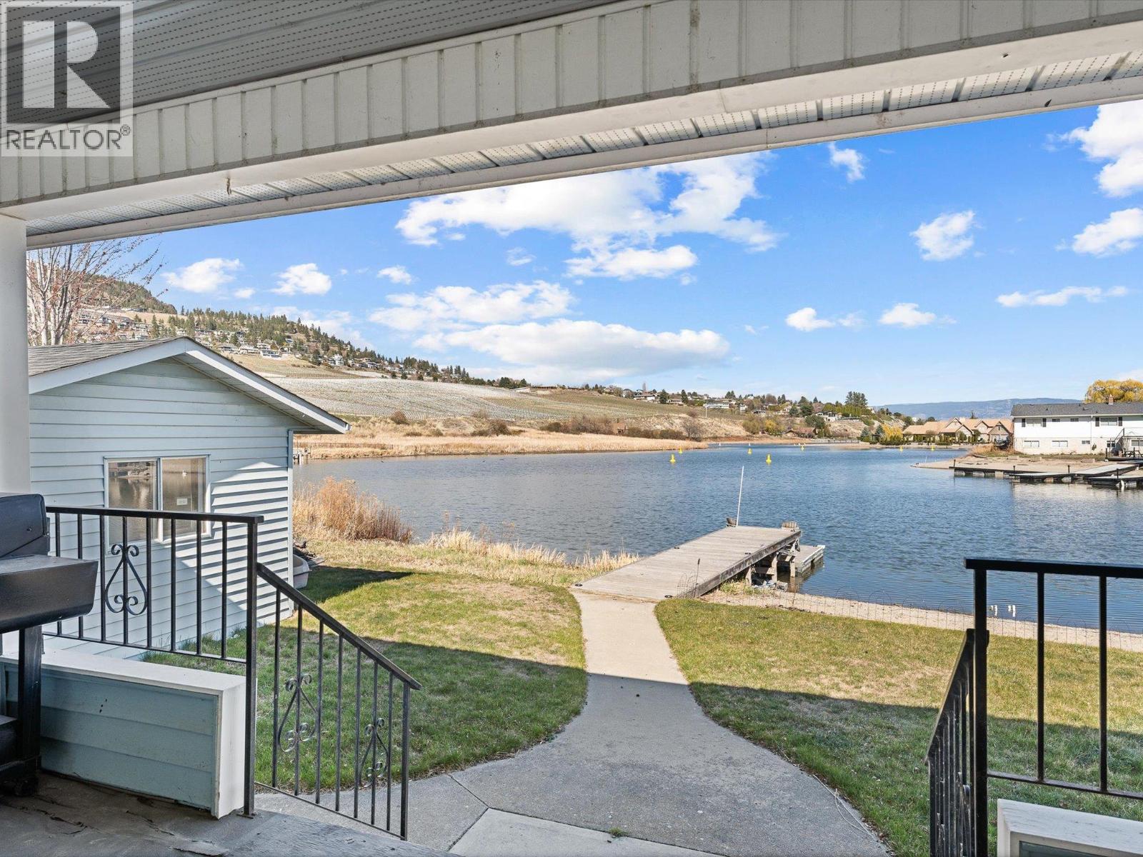  1428 Green Bay Road, West Kelowna