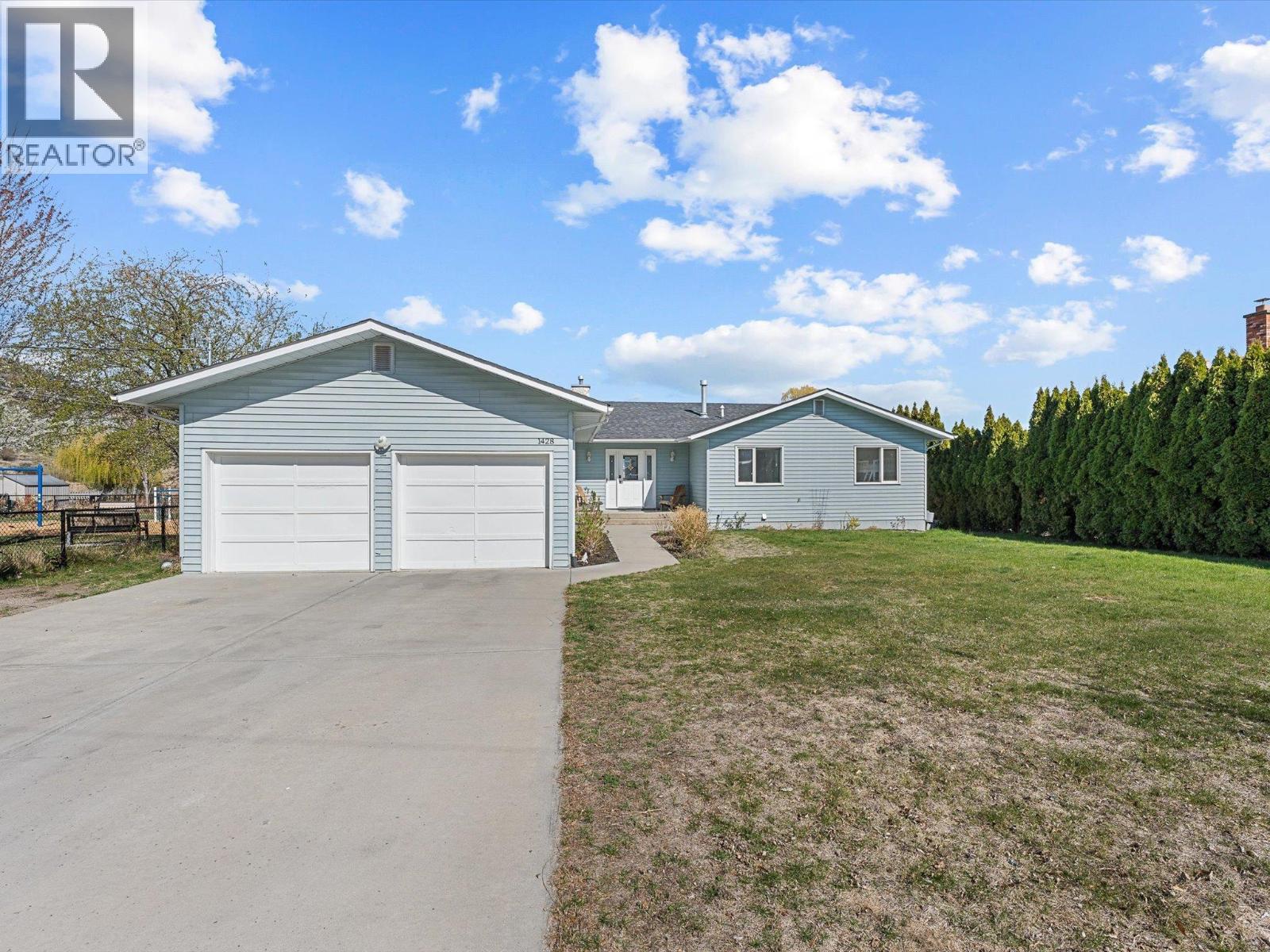  1428 Green Bay Road, West Kelowna