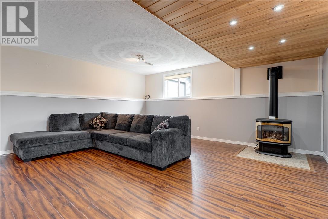 254 Leroux Street - 24
