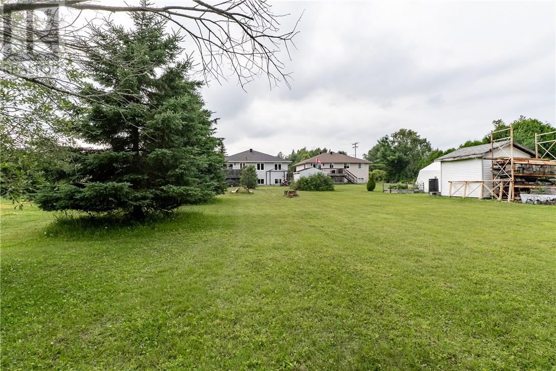 254 Leroux Street - 42