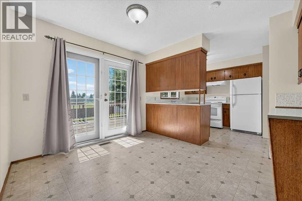 1329 Osler Street - 10