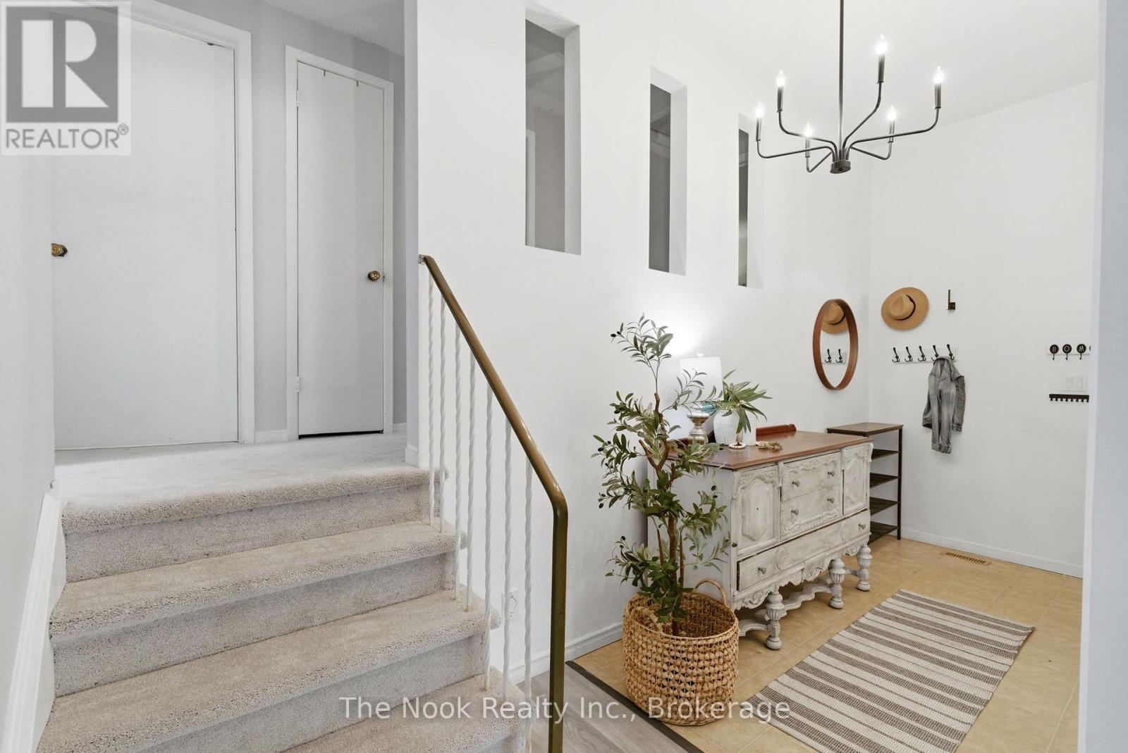 30 DEERPARK CRESCENT - Image 28