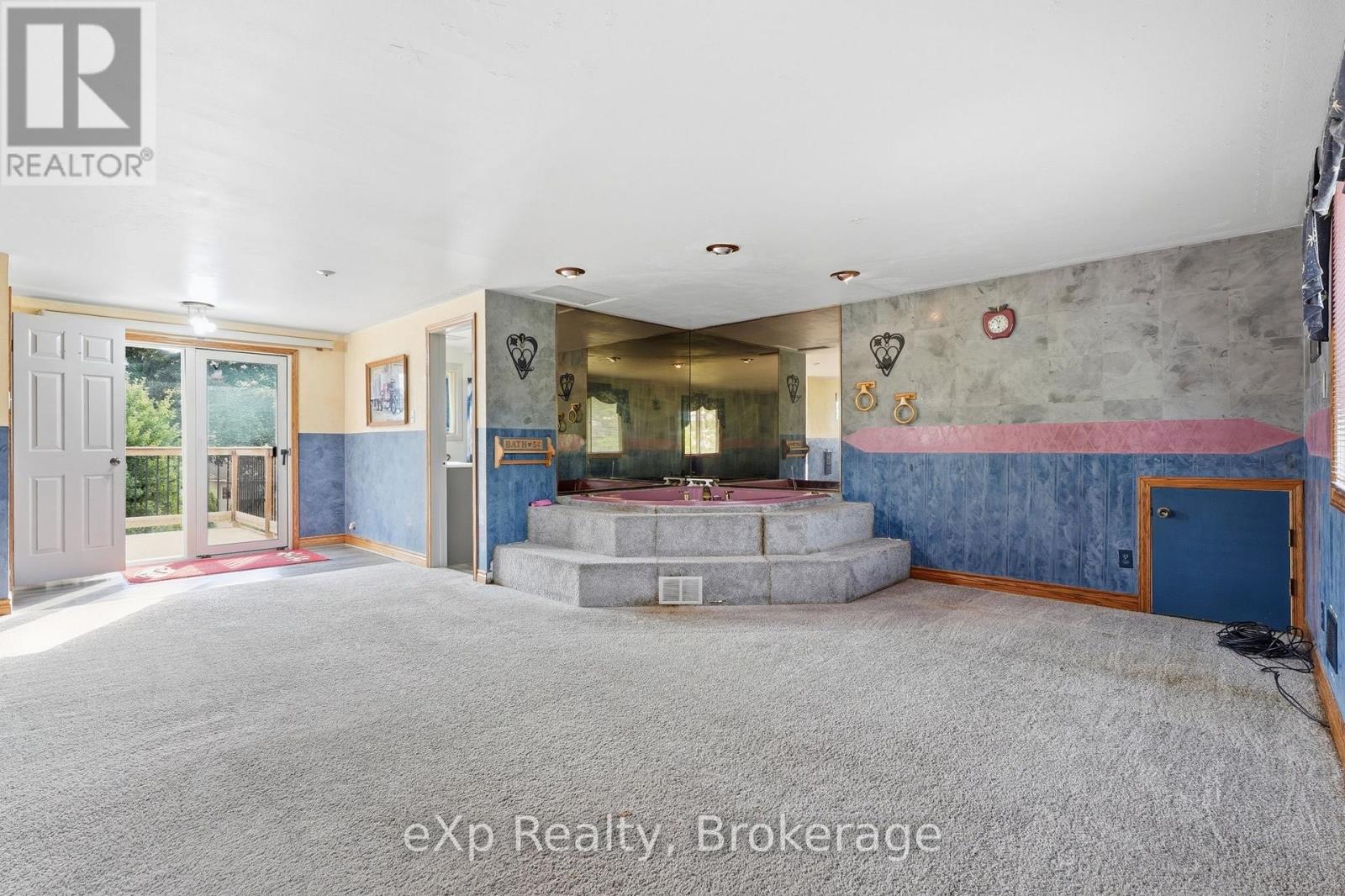 101 CROSBY DRIVE - 27