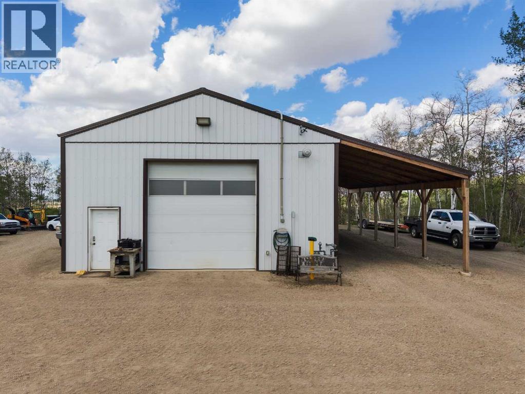 30 3036006 Highway 2 Service Road South - Photo 35
