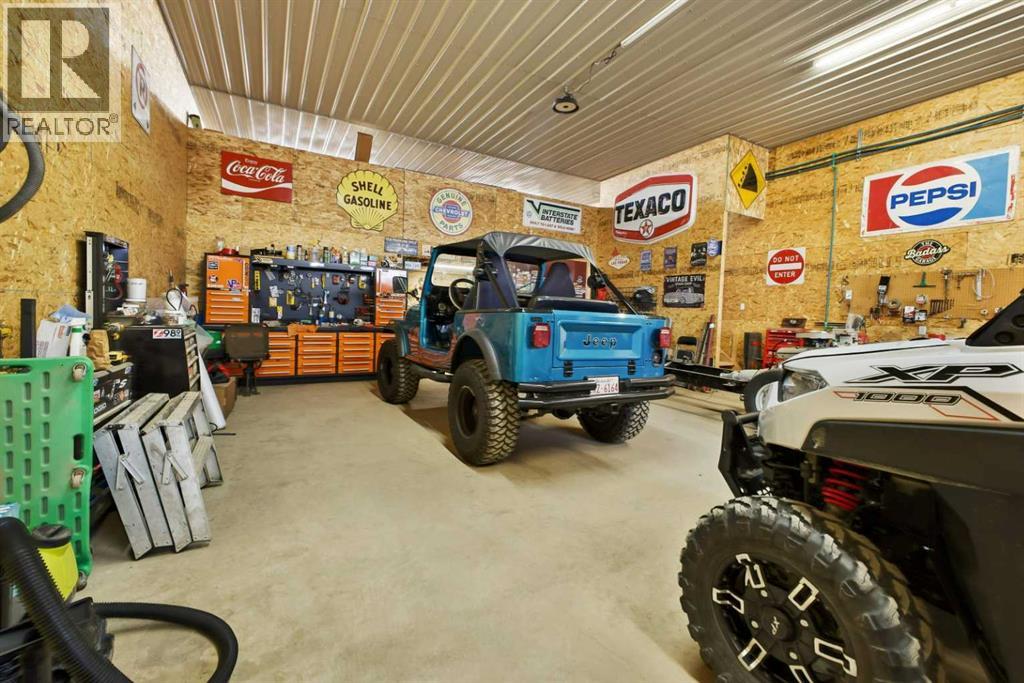 30 3036006 Highway 2 Service Road South - Photo 38