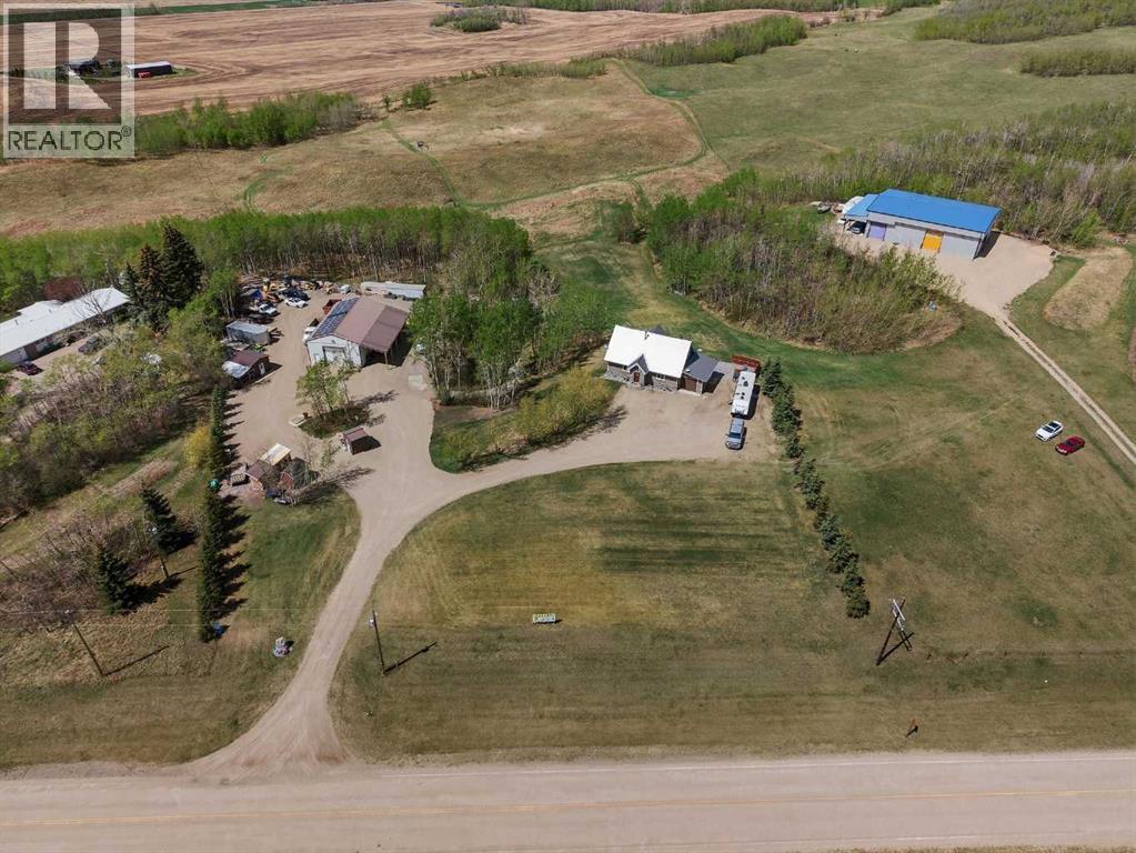 30 3036006 Highway 2 Service Road South - Photo 41
