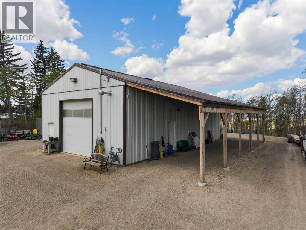 30 3036006 Highway 2 Service Road South - Photo 34