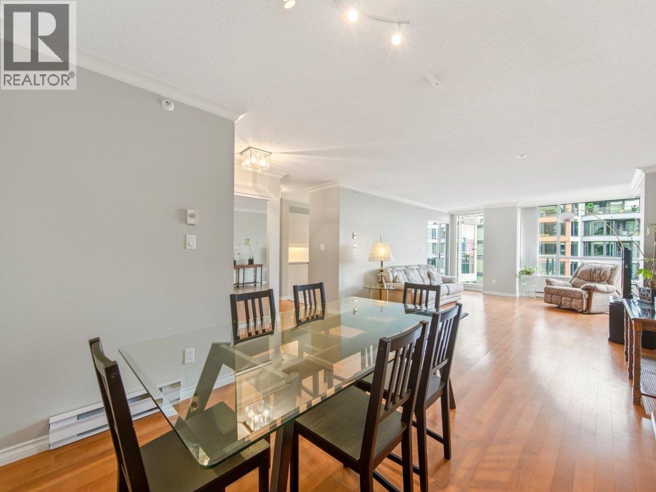 701 2288 PINE STREET, Vancouver