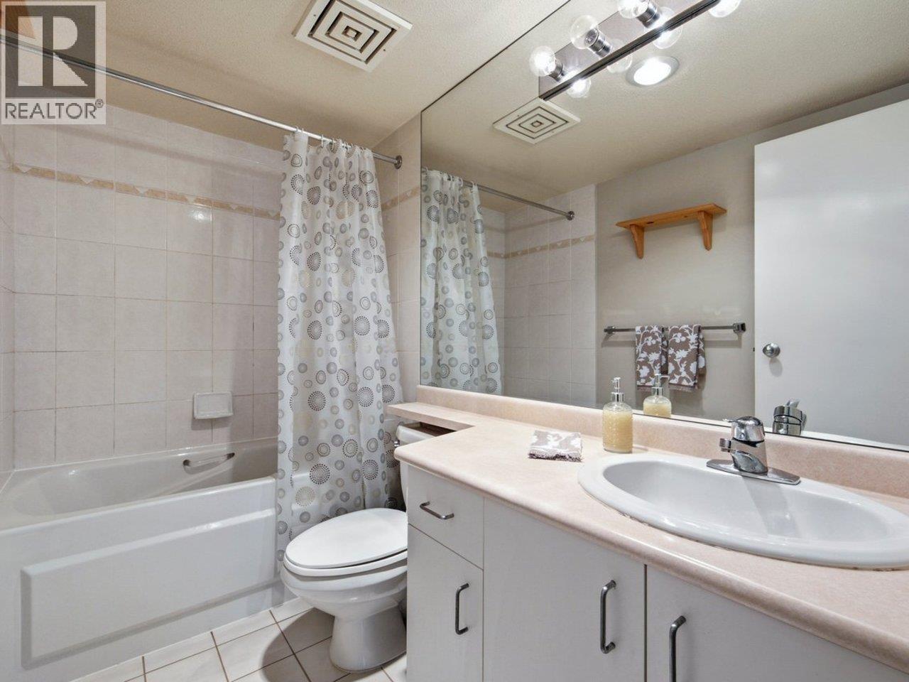 701 2288 PINE STREET, Vancouver