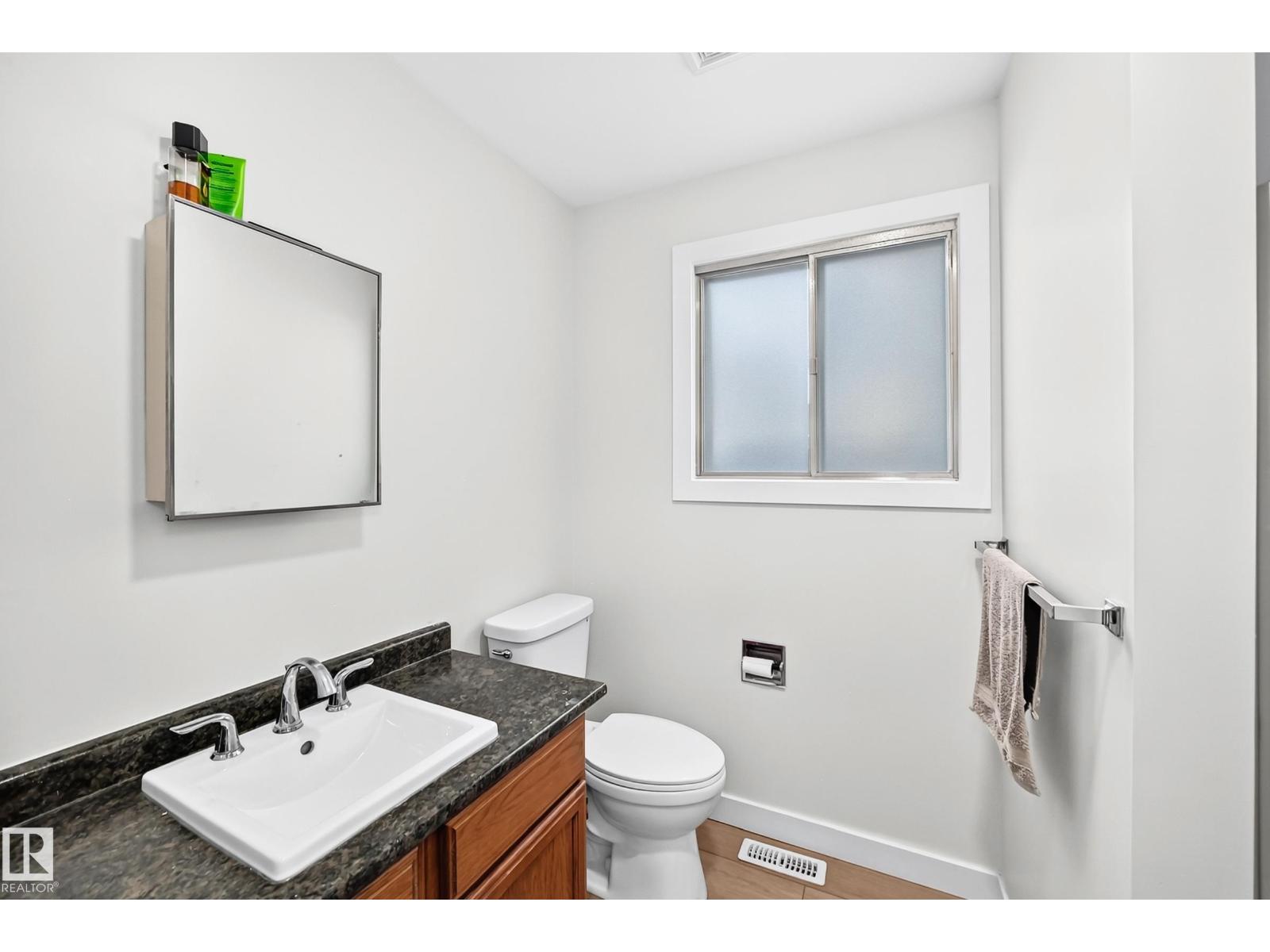 6208 11 Ave NW NW - 35