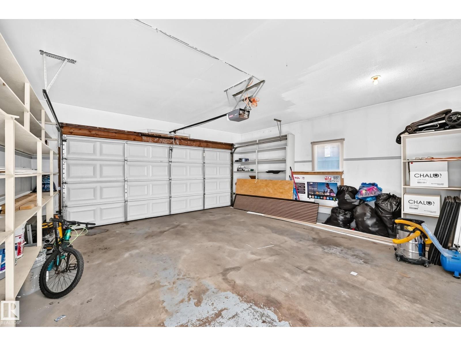 6208 11 Ave NW NW - 64