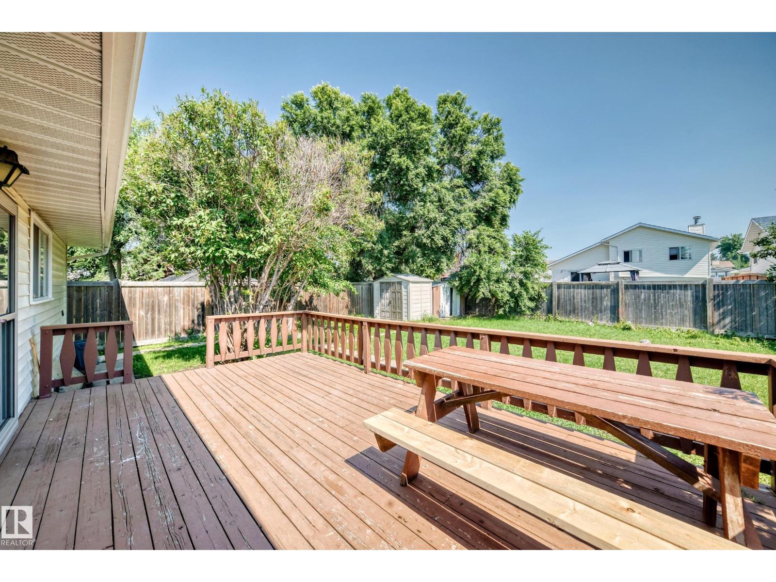 6208 11 Ave NW NW - 9