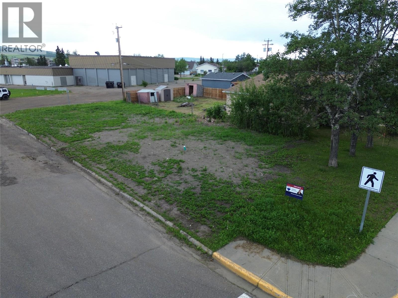 1201 105 Avenue, Dawson Creek — photo 3