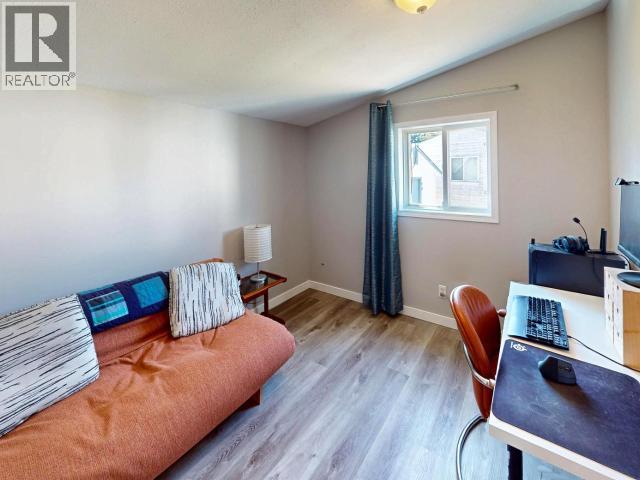 42-4500 CLARIDGE ROAD - 8