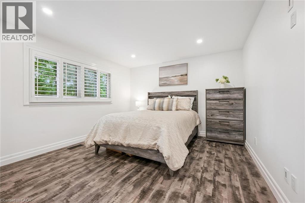 130 IROQUOIS Place - Image 26